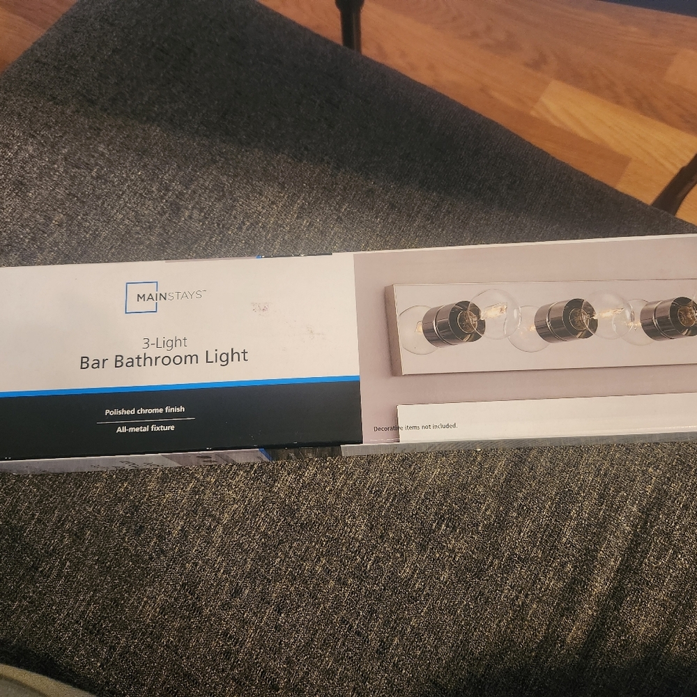 3 light bar bathroom light